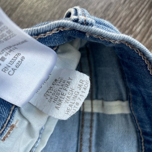 MOTHER The Hustler Ankle Fray Jeans Medium Wash Healing Jar Sz 24 EUC Cotton - Picture 7 of 13
